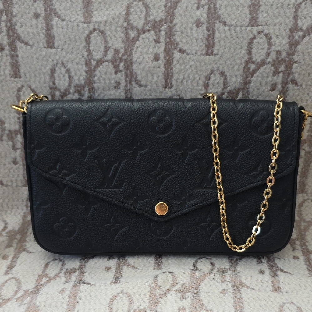 Louis Vuitton Felicie Pouchette Black